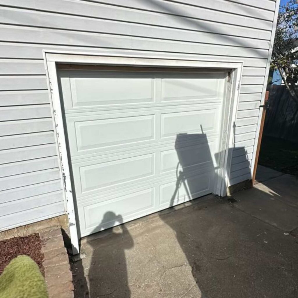 Professional and reliable garage door and gate services in San Rafael